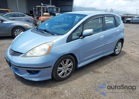 2009 Honda Fit Sport z USA, uszkodzony, nr VIN JHMGE884X9S041760